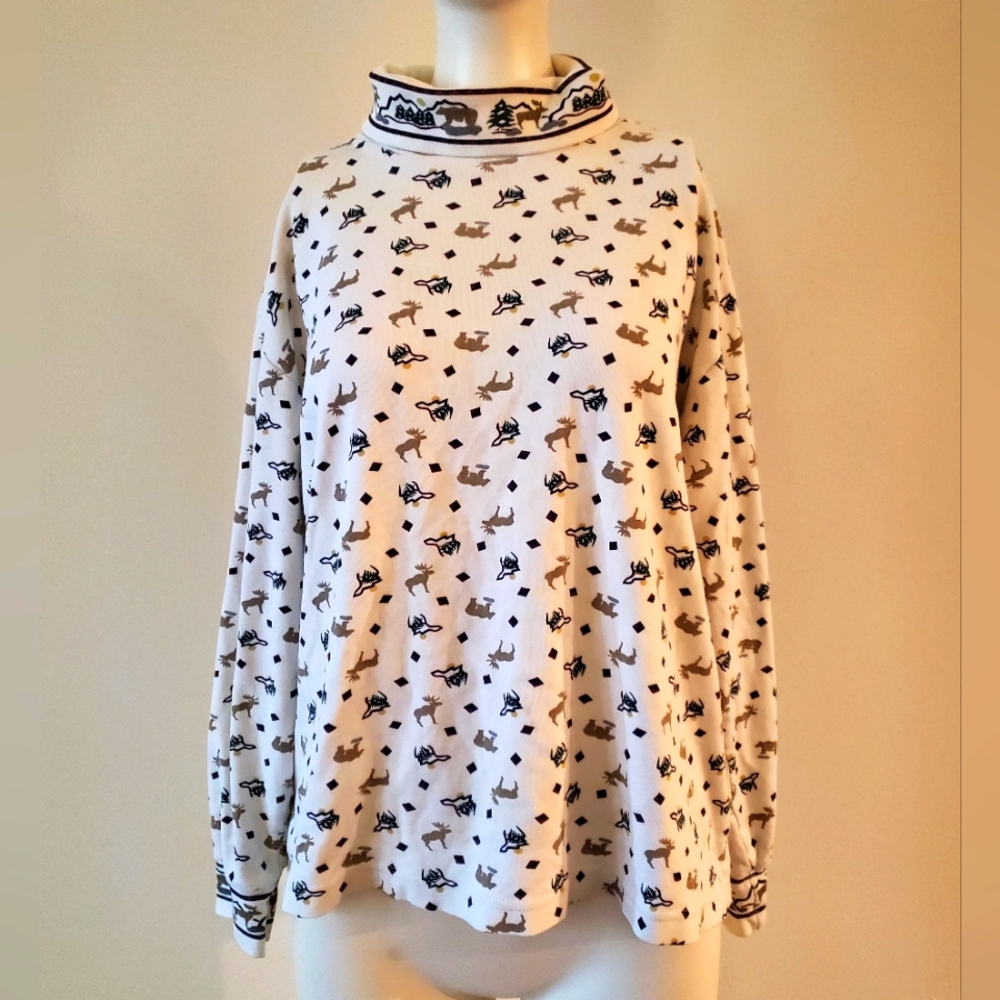 Vintage Signatures by Northern Isles Turtleneck Top Rocky Mountain Pattern Large